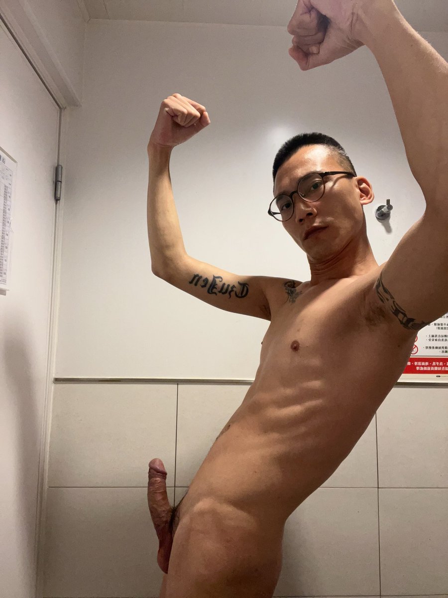 chentzujen's tweet photo. 抽獎！你敢轉推愛心我敢保證跟你打砲
有流量即抽/400likes 100retweets
👉https://t.co/RGJPoGLsdu https://t.co/bIHyr388Cj