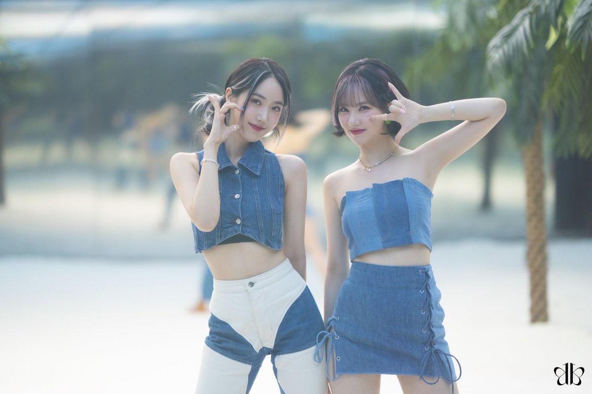ฅ^•ﻌ•^ฅ | 𝕷𝖆 𝕷𝖆 𝕷𝖔𝖛𝖊 𝕸𝖊 | tweet media