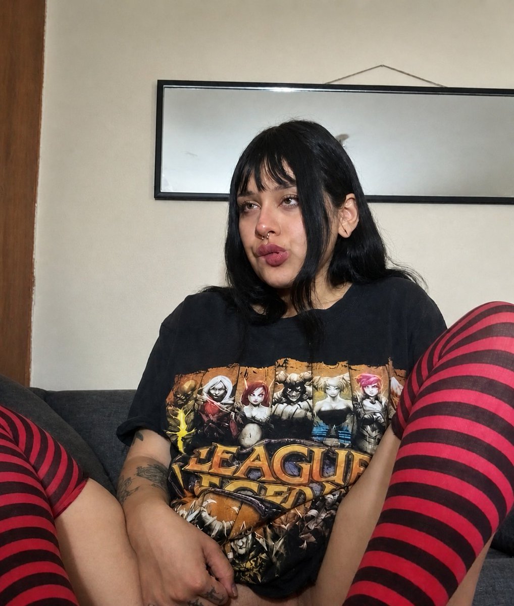 Waifu kitty tweet media