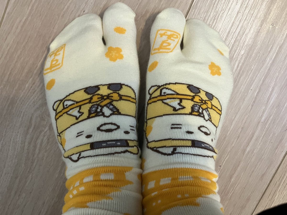 ちろっコぐらし tweet media