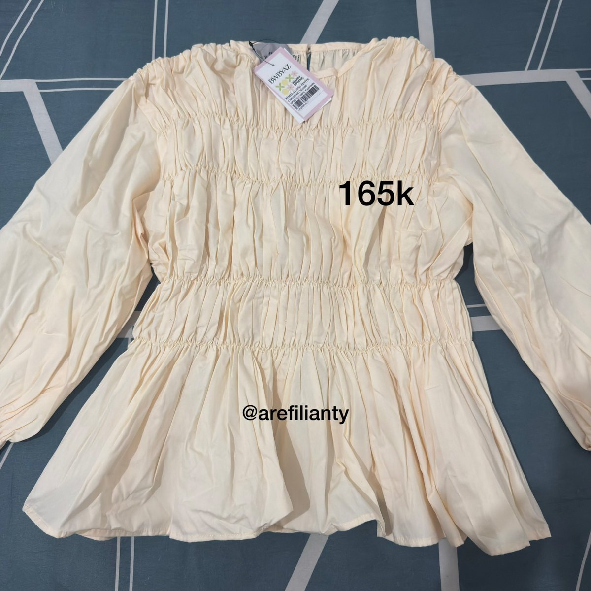 warm4u's tweet image. Blouse BWBYAZ
Belum dipake sama sekali, NEW condition
Warna Cheddar, petite size
Harga beli : 180.000
Harga jual : 165.000

bisa🍊

#preloved #baju #blouse