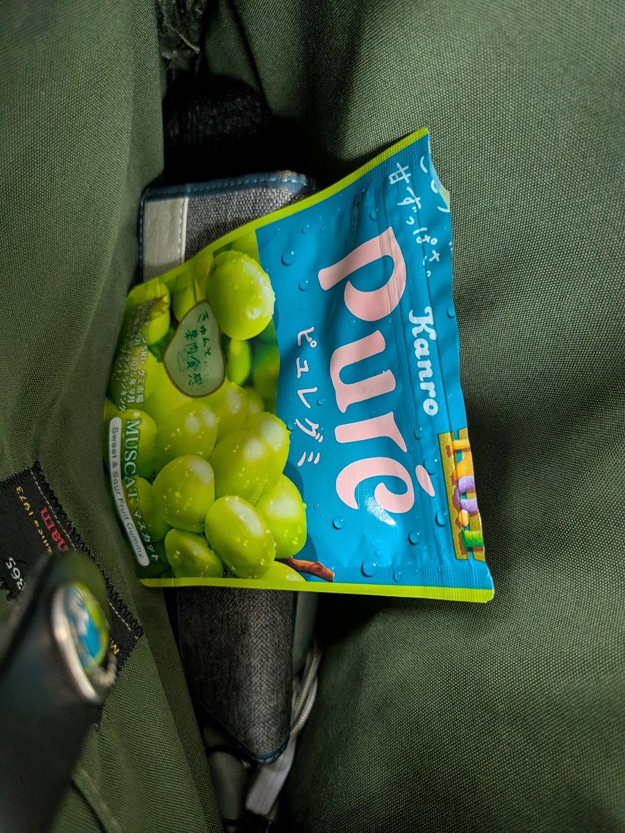 くーさん tweet media