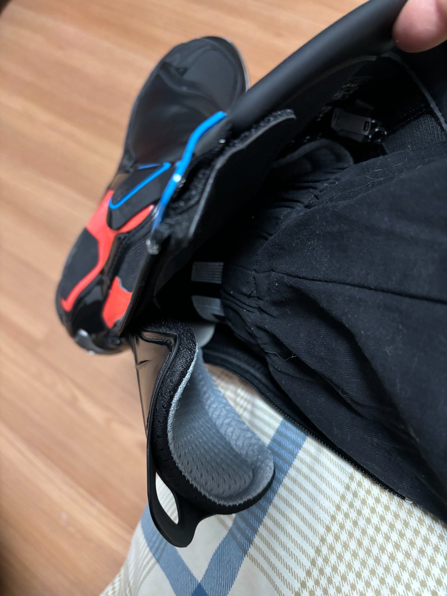 骚猫靴男 tweet media