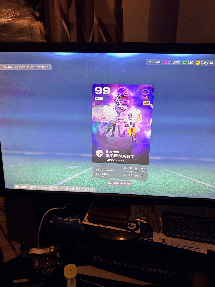 DaGamer215's tweet photo. @MUTdotGG https://t.co/hpFf7Kc6fc