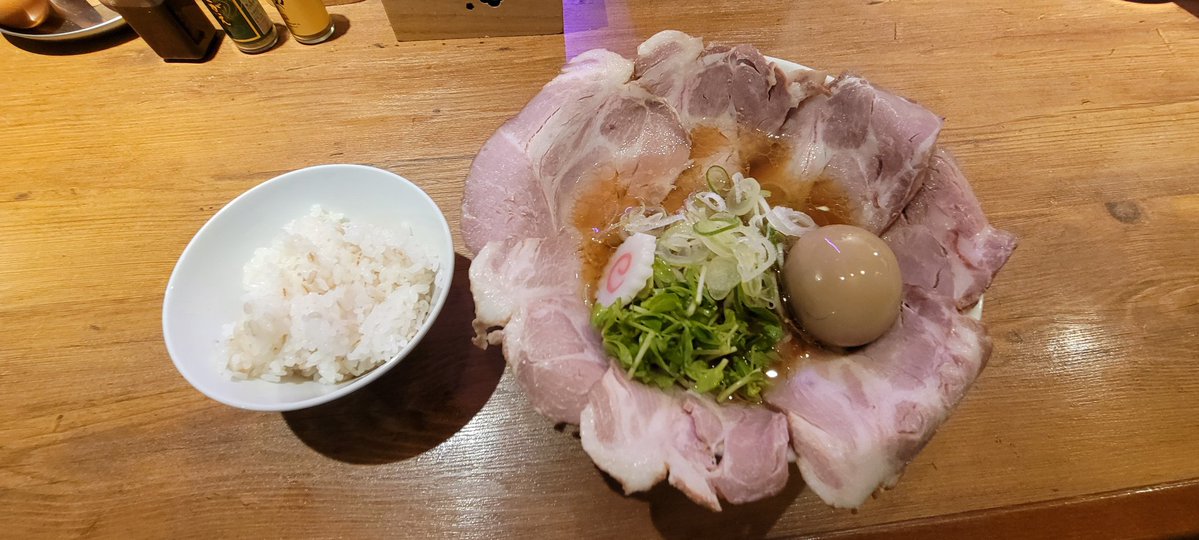 足が臭い！ tweet media
