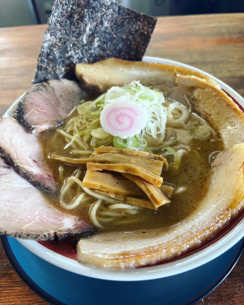 らー麺たまや零式煮干し濃厚豚骨@夜8時30分まで営業中 tweet media