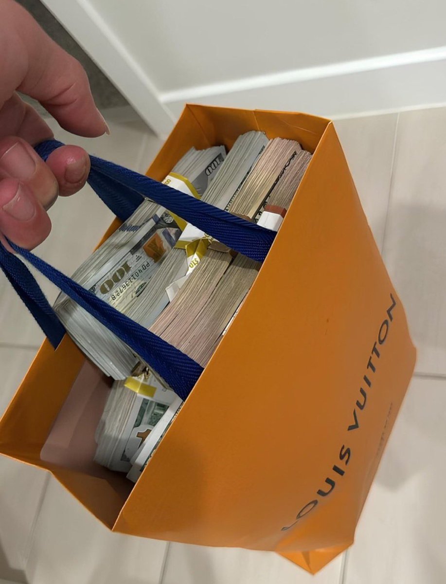 Bitnexuwallet's tweet photo. @timamalla Gift her some BTC with https://t.co/MmwvxeW8l8 https://t.co/NThhRLmYnF