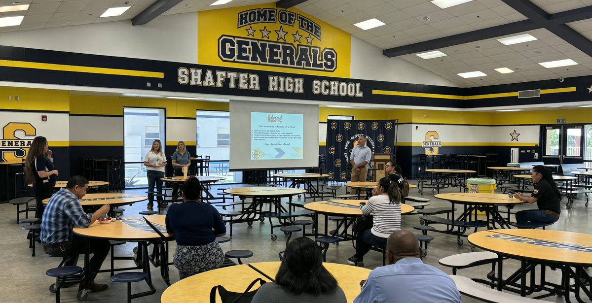 parentcenterSHS's tweet photo. Thank you to all Parents who attended, Coffee with the Principal.  ☕️ 🥐 💙 https://t.co/IOn9FF5U09