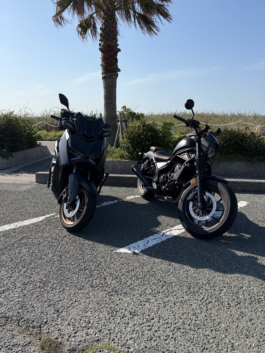 fkriders's tweet photo. 久しぶりにヒラさんとツーリング

ヒラさん酒やめて痩せてた😱 https://t.co/RTGPNTAE4N