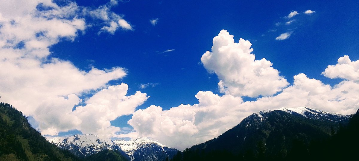 KhawajaBas23831's tweet photo. Beautiful views of nature 
It's vibing 
#sharda #BeautifulMadness 
#trending #awesomedesign https://t.co/sCQ36EWG2k