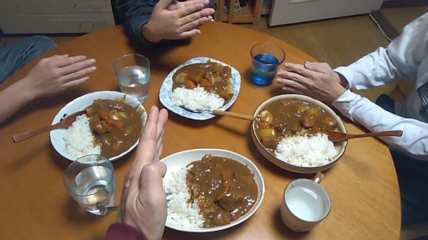 XiwTCXVIyU59703's tweet image. אל החיילים: השליכו את נשקכם עכשיו, לכו הביתה ותאכלו ארוחת ערב עם משפחותיכם. נטשו את המלחמה! לא פוליטיקאים הם שמסיימים מלחמות, אלא חיילים ואזרחים. זה אתם.
#Genocide
#JOURNALIST
#HOSTAGE
#GAZA #Palestine
#ISRAEL #IDF #USA #Trrump
#SaudiArabia #QATAR #Iran