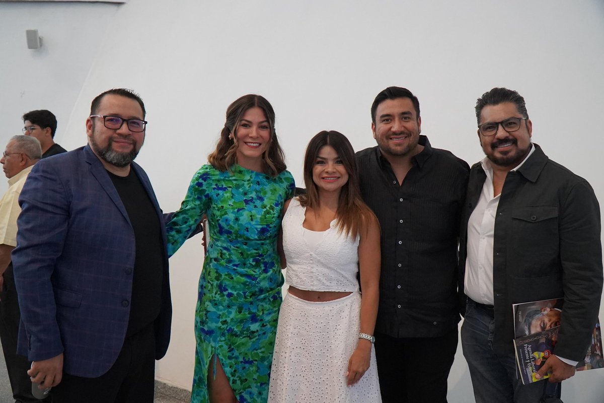 LaloLomeli__'s tweet photo. Cada año vengo a reconocer a quienes lo dan todo: las y los trabajadores que, con esfuerzo, talento y compromiso, construyen Jalisco todos los días.

Gracias al Consejo Estatal Obrero por la invitación a conmemorar el Día Internacional del Trabajo este 1 de mayo en PALCCO. https://t.co/8bCIp8DjqK