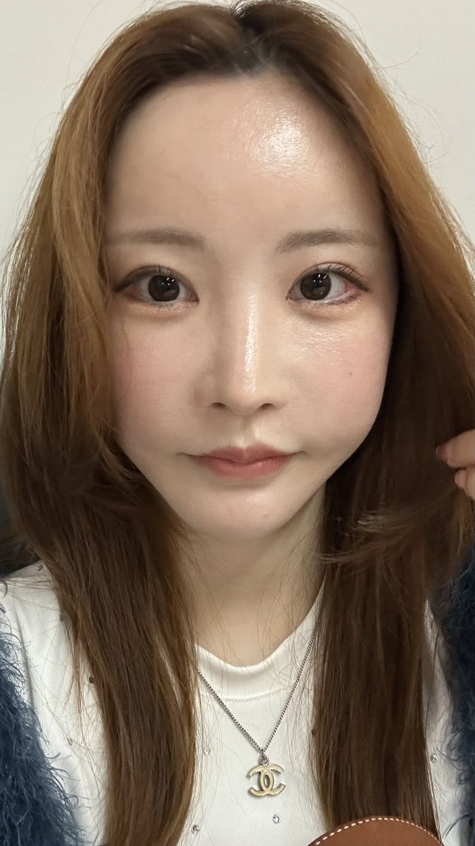 ららさん専用、確認用デザイン イラスト制作のご依頼はココナラかX(プロフィール欄にリンクあり)から