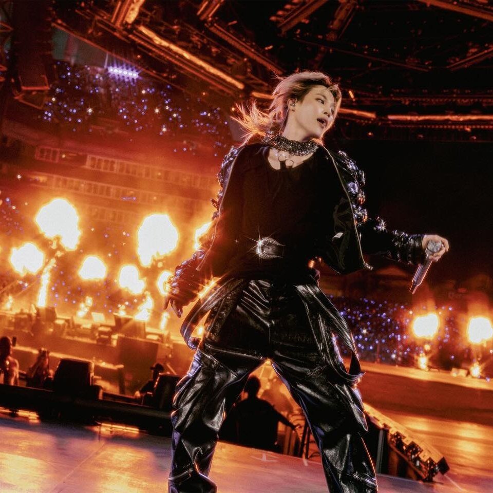 jiminilover¹³𝙁𝘼𝘾𝙀*𝙈𝙐𝙎𝙀🪞 tweet media
