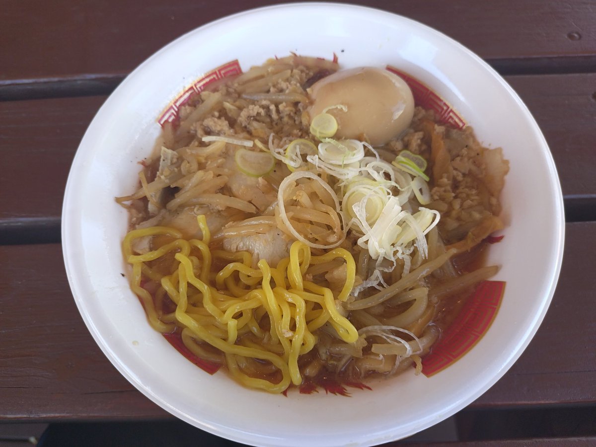 【惜しい人】とーはと tweet media