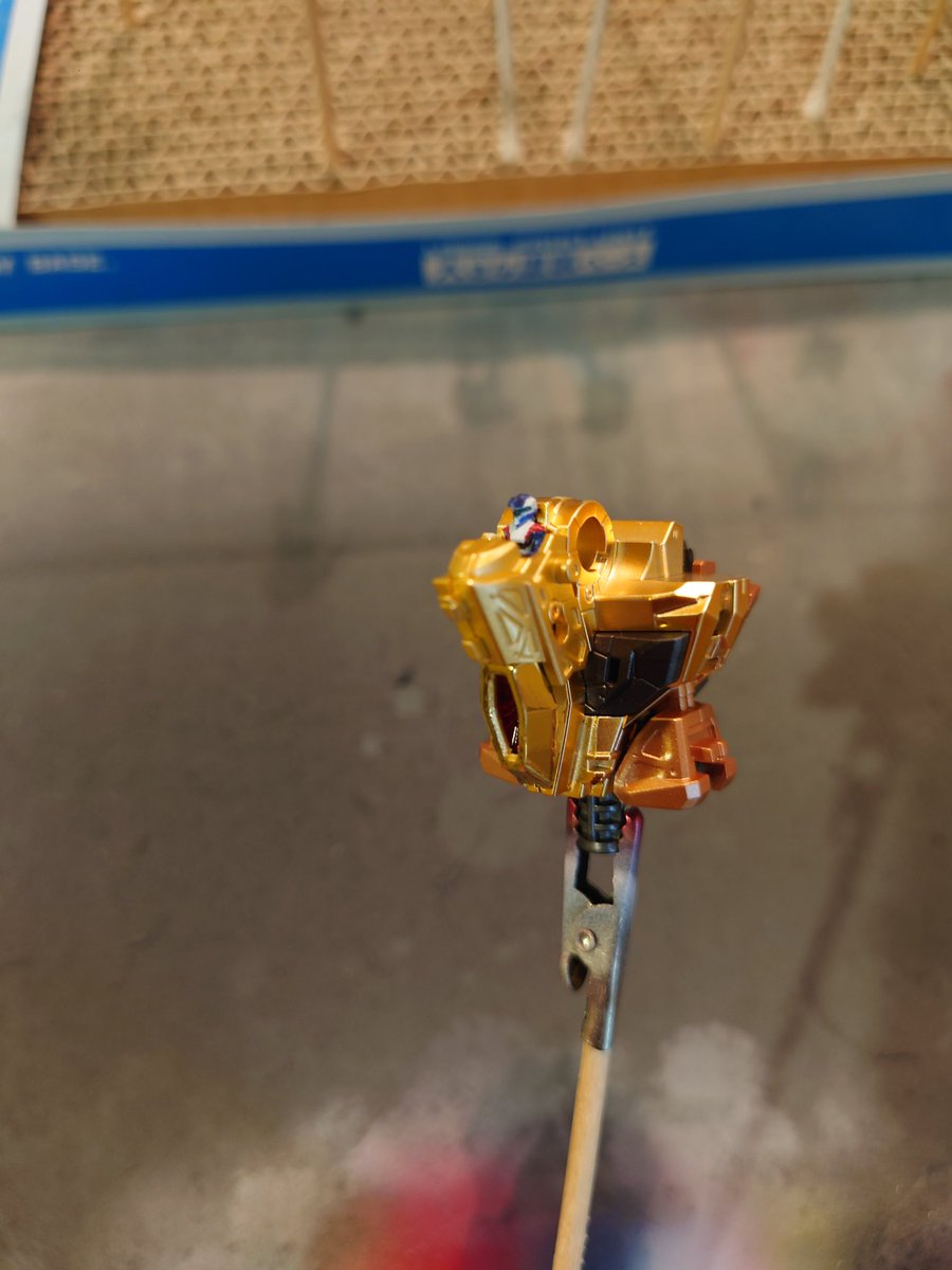 NGobeduu's tweet photo. MGEXストフリ

ヤマト隊長は割と良い感じ
腹部のカリドゥスも写真じゃ分かりにくいけど、ゴールドミラーフィニッシュの鏡面もいい感じ https://t.co/7YGIsjmGZk