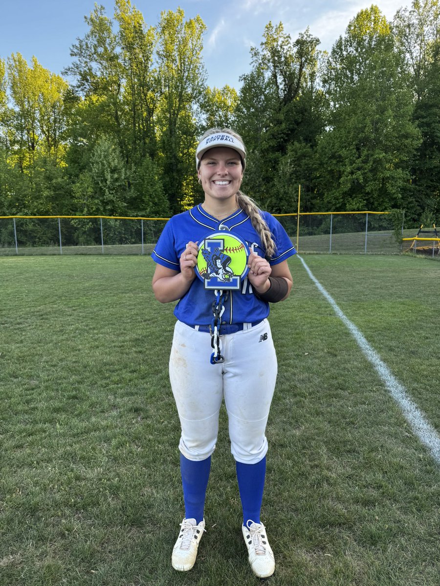 ltown_softball's tweet photo. Got back on track today with a hard, fought win, and finishing conference play with a record of 11-2! Defensive player of the game is @KBWathen2026 (‘26); offensive players of the game are Ashley Watson (‘27), @Macmoore2026 (‘26), and @KennedyDoug_ (‘29)! 💙 https://t.co/NLQCAinHk5