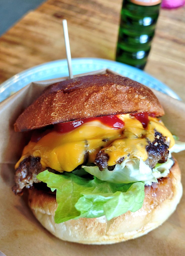 JICCHI BURGER🍔 tweet media