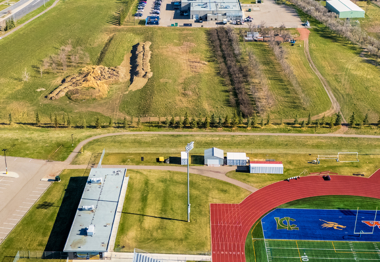 MayorHyggen's tweet photo. ⚽🏉⚾ Game-changing news for Lethbridge!

A brand-new multi-sport dome is coming to the University of Lethbridge, creating year-round space for soccer, baseball, rugby—and so much more!

Neil Langevin, Executive Director, Athletics and Recreation Services and Mayor Hyggen,  spoke about the incredible opportunities this facility will bring to our community.

Huge shoutout to the ULSU for stepping up as the title sponsor—your leadership is helping make this vision a reality!

Rain, snow, or shine—Lethbridge athletes will soon have a place to play, train, and compete all year long.

🔥 Let’s go, Lethbridge!

#LethbridgeSports #UofL #ULSU #PronghornPride
@LethbridgeCity @UofLPronghorns @uLethbridge
