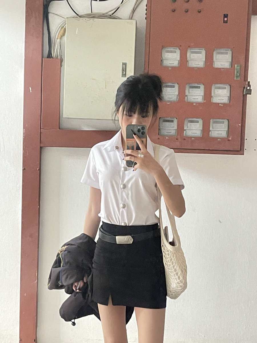 ไปก่อนพี่ผมรีบ
