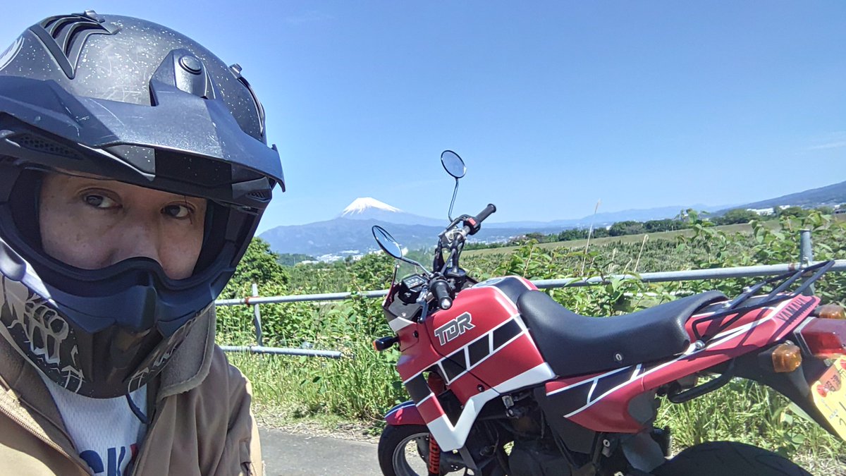 blue_gale00's tweet photo. たまには
コンなのイイかなw

#オレの休日
#2026GW
#富士山
#朝ご飯
#YAMAHA
#TDR80 https://t.co/RCNpmVHYaV