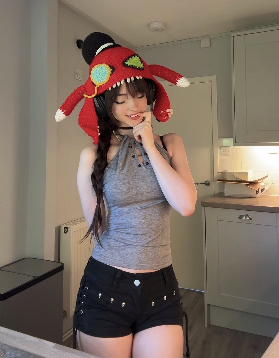 Tenshi ➡️ twitch.tv/tenshi tweet media