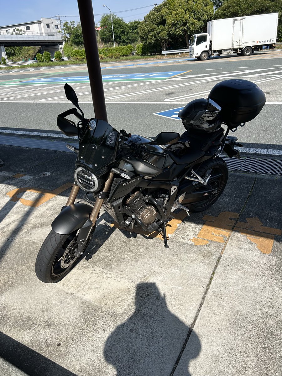 CB650R tweet media