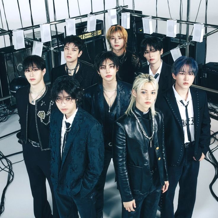 SKZ BASE tweet media