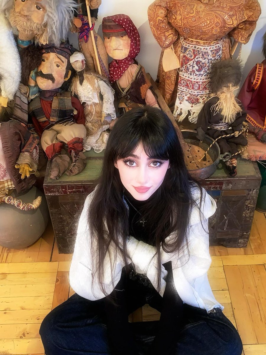 devapics's tweet image. kariinee.e Instagram Update:

do u feel the vibe¿ 🇦🇲հա՞չէ՞  #armenia #հայաստան #fy

- #DEVA #KARINE -