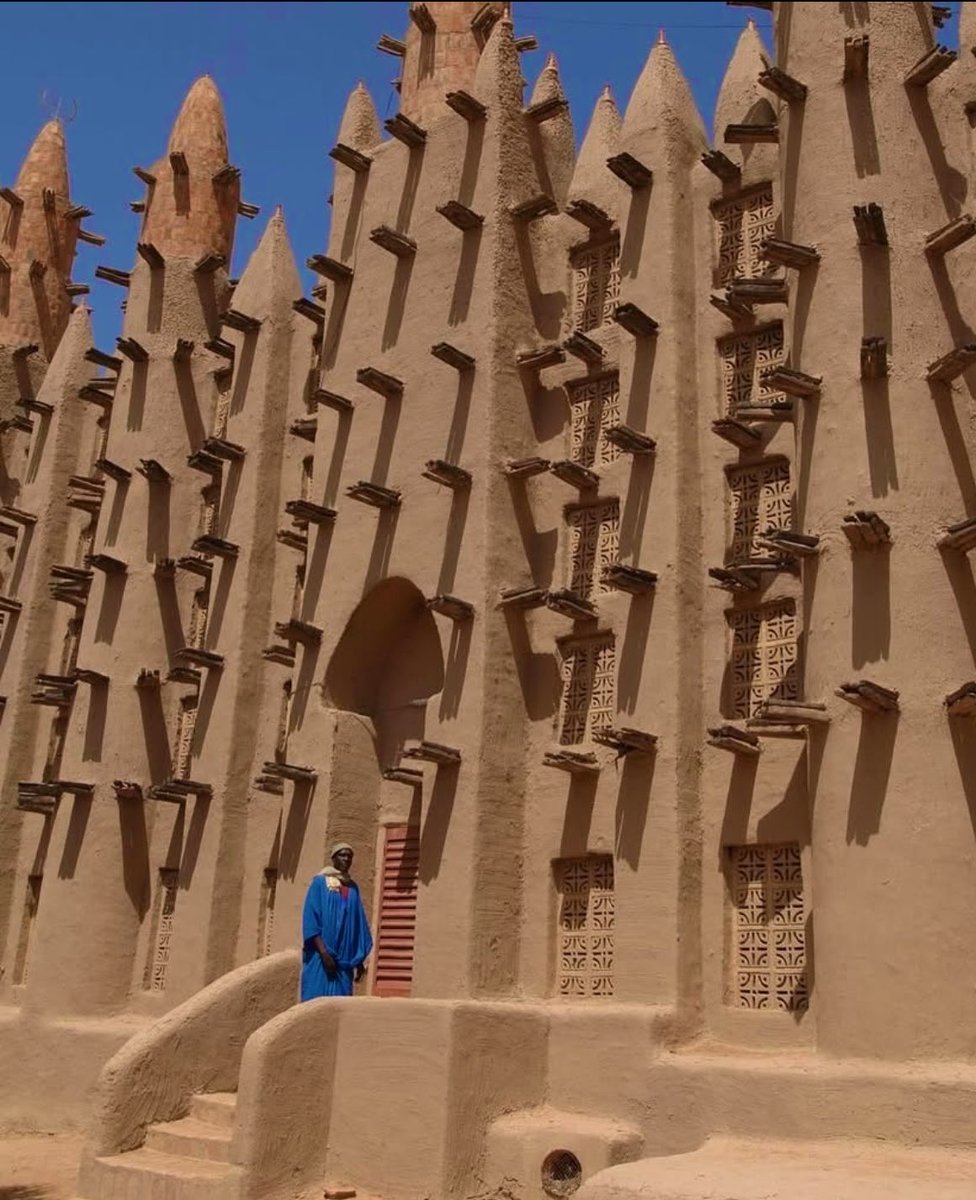 Beautiful Mud-built Mosque || 📍Konna-Mopti, Mali 🇲🇱🫶🏾