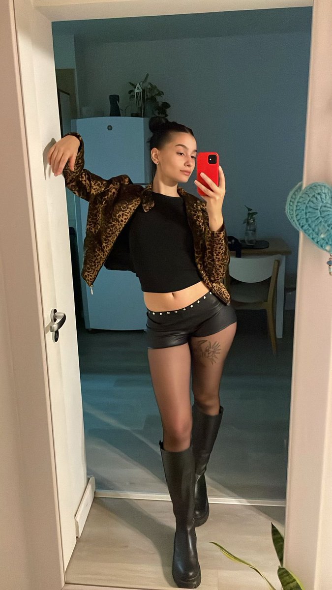 Juanita (@juanifritzsche_) on Twitter photo 