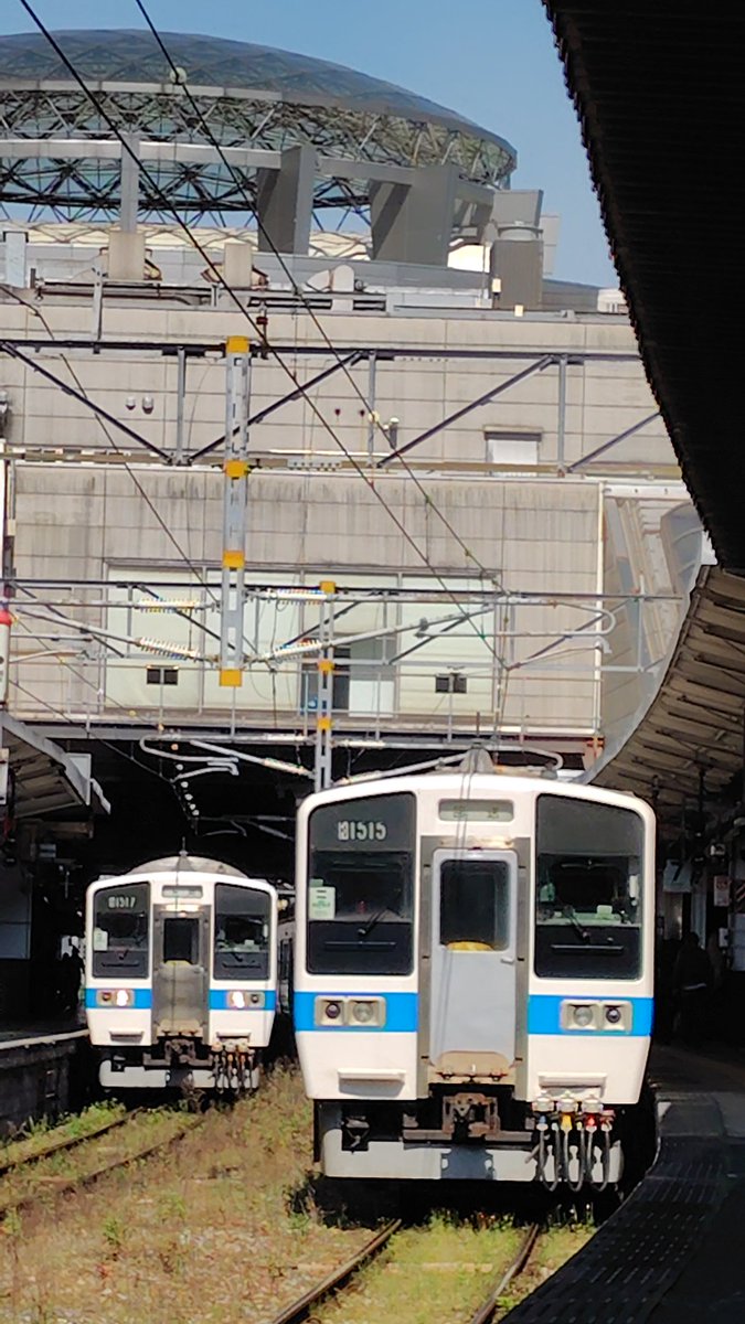 Yoshirin787's tweet photo. 本日も小倉は415系1500番台日和です https://t.co/Mp57hUkcnw