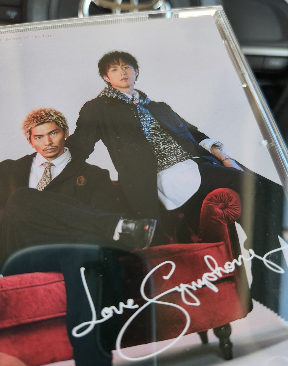 yuriyuri_y29's tweet photo. 今日も
こちらを聴きながらのお出かけ🥰♩
#YandU
#YORI 💙
#LoveSymphony
#デビュー曲 https://t.co/rjKprSoiTm