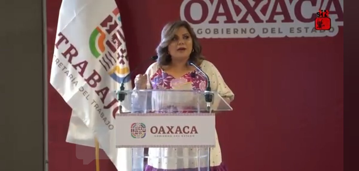 En unidad, sindicatos de Oaxaca conmemoraron el #1DeMayo exigiendo justicia laboral, equidad de género y respeto a los derechos de las y los trabajadores.
<a href="/Mony_Alarcon/">Mony Alarcón</a>  afirmó que las mujeres trabajadoras necesitan hechos y justicia, no discursos. facebook.com/reel/194048415…