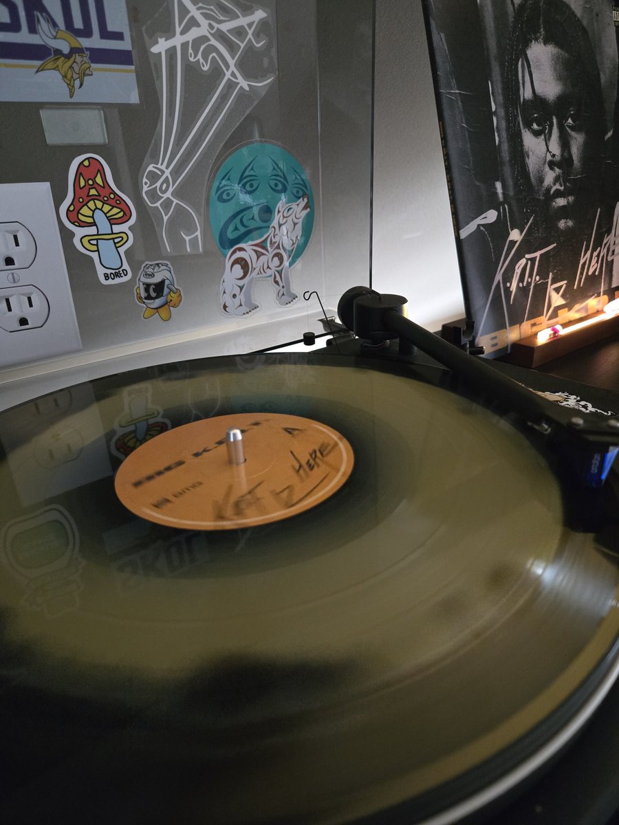 MattyMaxin's tweet photo. BIG K.R.I.T.
K.R.I.T. IZ HERE
Last played: 7/5/23
#vinyl #keepemspinnin #thisisart https://t.co/QzidZ3RRp0