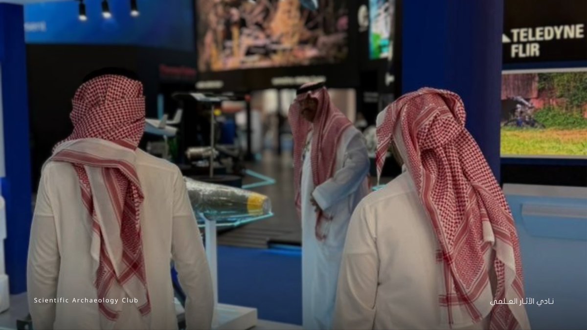 SAC_Ksu's tweet photo. لقطات من زيارة نادي الآثار العلمي لمعرض الدفاع السعودي؛ للاطلاع على التقنيات الحديثة وربطها بالتطور الحضاري للملكة. 

وذلك ضمن منظومة الأندية الطلابية بوكالة الأنشطة الطلابية.

#فريق_SAC
#جامعة_الملك_سعود
#عمادة_شؤون_الطلاب
#وكالة_الأنشطة_الطلابية
#إدارة_الأندية_الطلابية https://t.co/XVta53bNcF