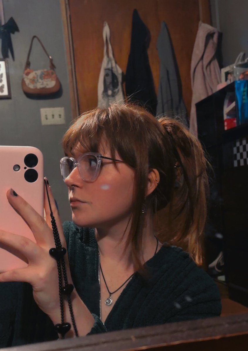 ✩☽⋆𝓀𝒶𝓎⋆☾✩ tweet media