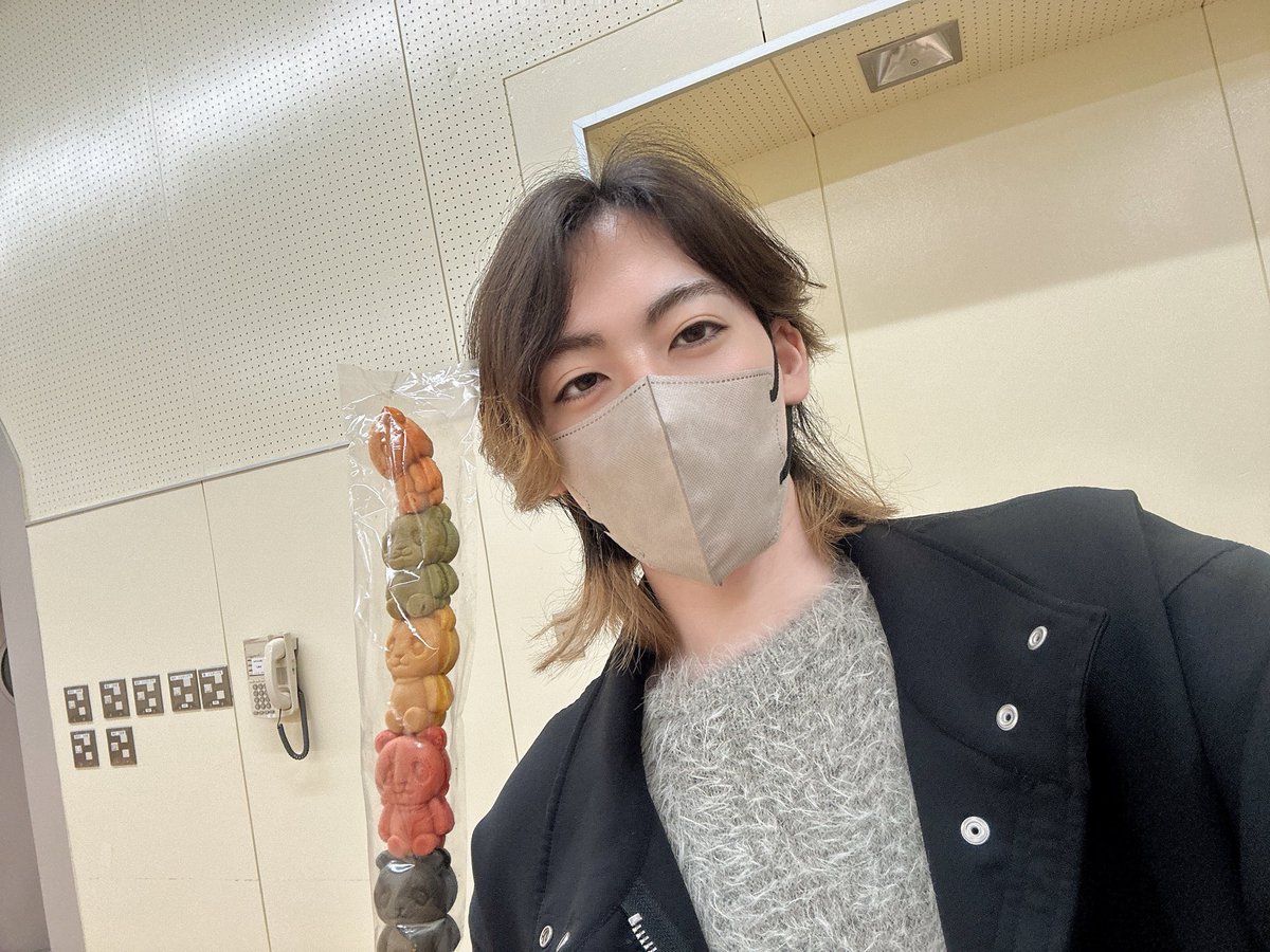 おはおは〜☀️
ＧＷ初日！楽しんでいきましょう！

この度出演させていただきます、酒竜神五杯目公演『図南の翼』 #トナツバ チケット発売開始しております！

詳細と識扱いのチケットフォームは後日まとめますのでご確認ください！
引用元からでも買えるのでその際は識扱いの記入お願いします！