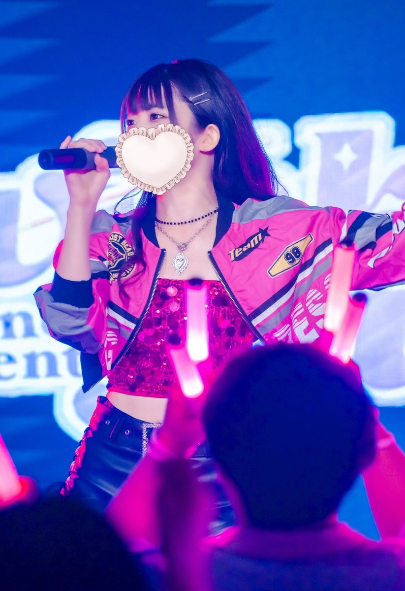 🚨解散まであと3日🚨

解散ライブまであとわずかです。

これが華咲あいかにとっての
最後のアイドルステージになります。
8年間続けてきたアイドルの
らすとステージです。

是非見に来てください。
最後はみんなに見てもらいたいです！
お待ちしてます！

🎫チケットはツリーへ🎫