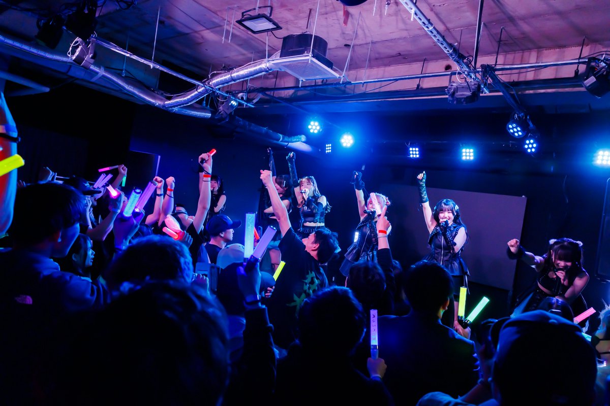 umiryu's tweet photo. コルアンラストライブお疲れ様でした!
メンバーもファンの方も、これからも楽しい事がたくさんありますように😌
#コルアン #calltoAnswer https://t.co/GWEcxR8wLx
