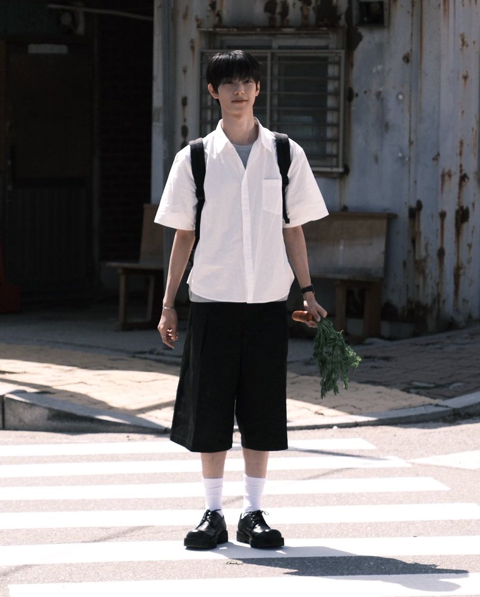 네모 tweet media