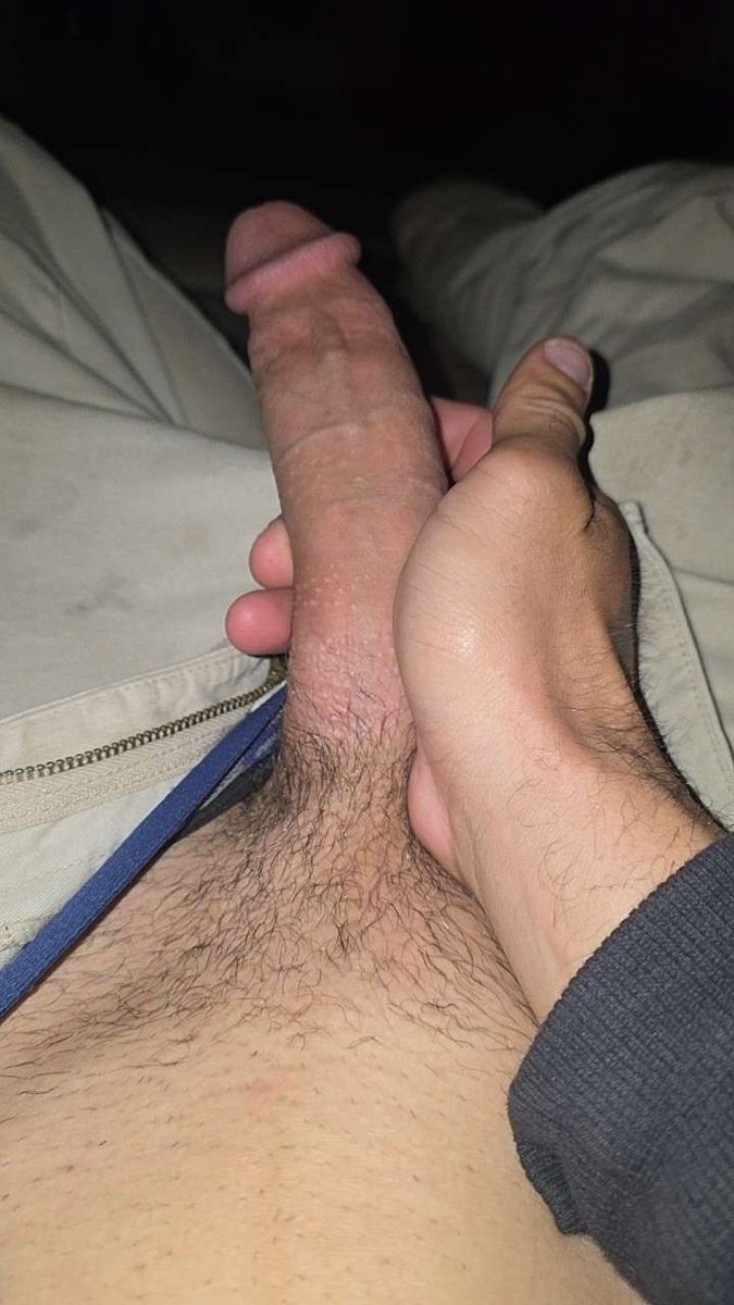 Versestud2629's tweet photo. Who wants to come catch this nut I need to bust #gaynh #hung #nsfw #horny #gay https://t.co/R2AyzAnZWO