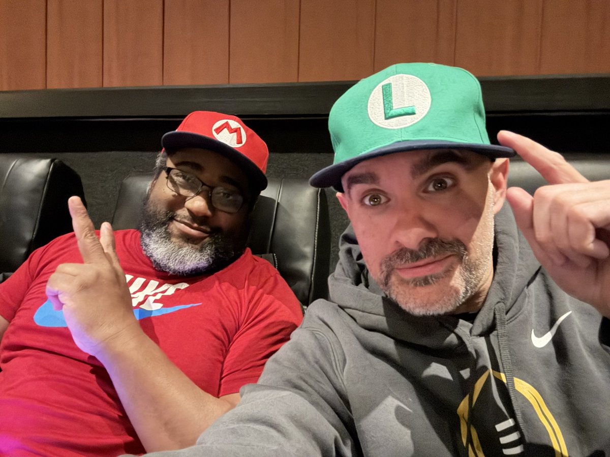 SuperPoweredPop's tweet image. Just two plumbers called in to bring positivity to this world. 

#Brothers #MarioandLuigi #blessed