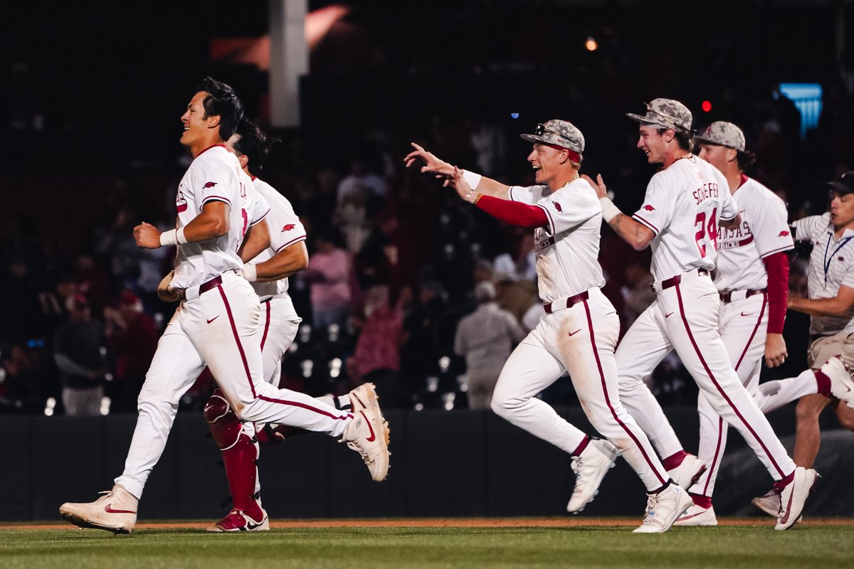 Arkansas Baseball tweet media