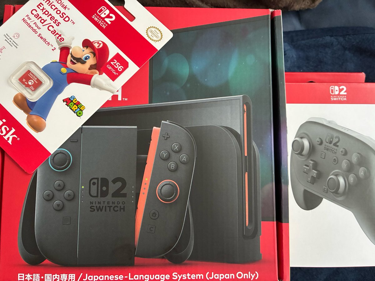 Switch2買えました☺️ プロコンとSDカードも買いました。 ソフトは