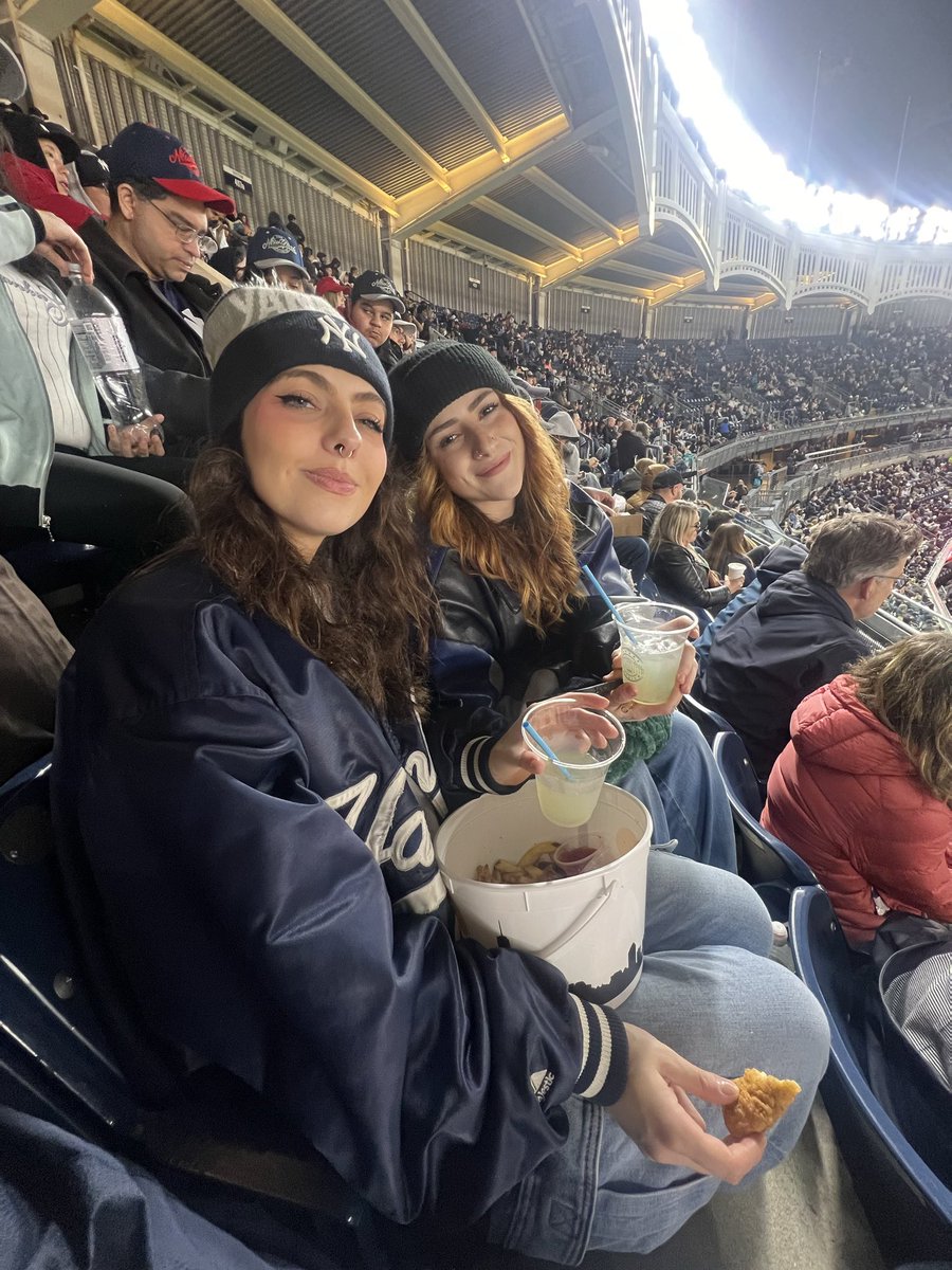 Madisyn ⚾️ tweet media