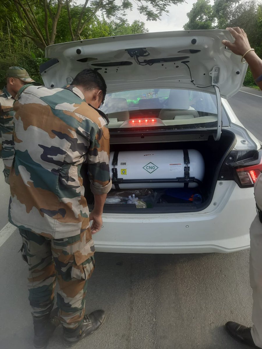 tp_north's tweet photo. Panisagar PS officer a/w staff conducted a surprise vehicle checking operation at NH-08 Naka under Panisagar PS jurisdiction. The operation aimed to prevent the movement of illegal goods, detect numberless vehicles, and ensure strict compliance with traffic rules and regulations. https://t.co/GxEzOXLCOr