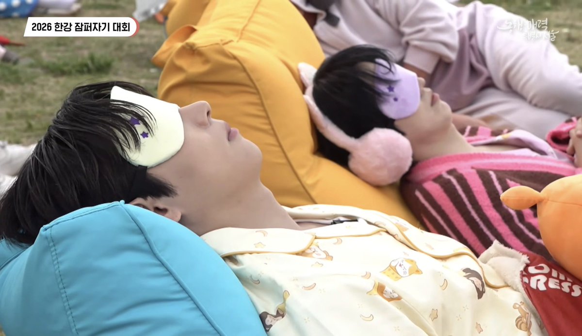Changyun and Seungjun are currently participating in the Hangang Sleep Competition 😭

Live stream ▶️ youtube.com/live/ZYurA1vhD…