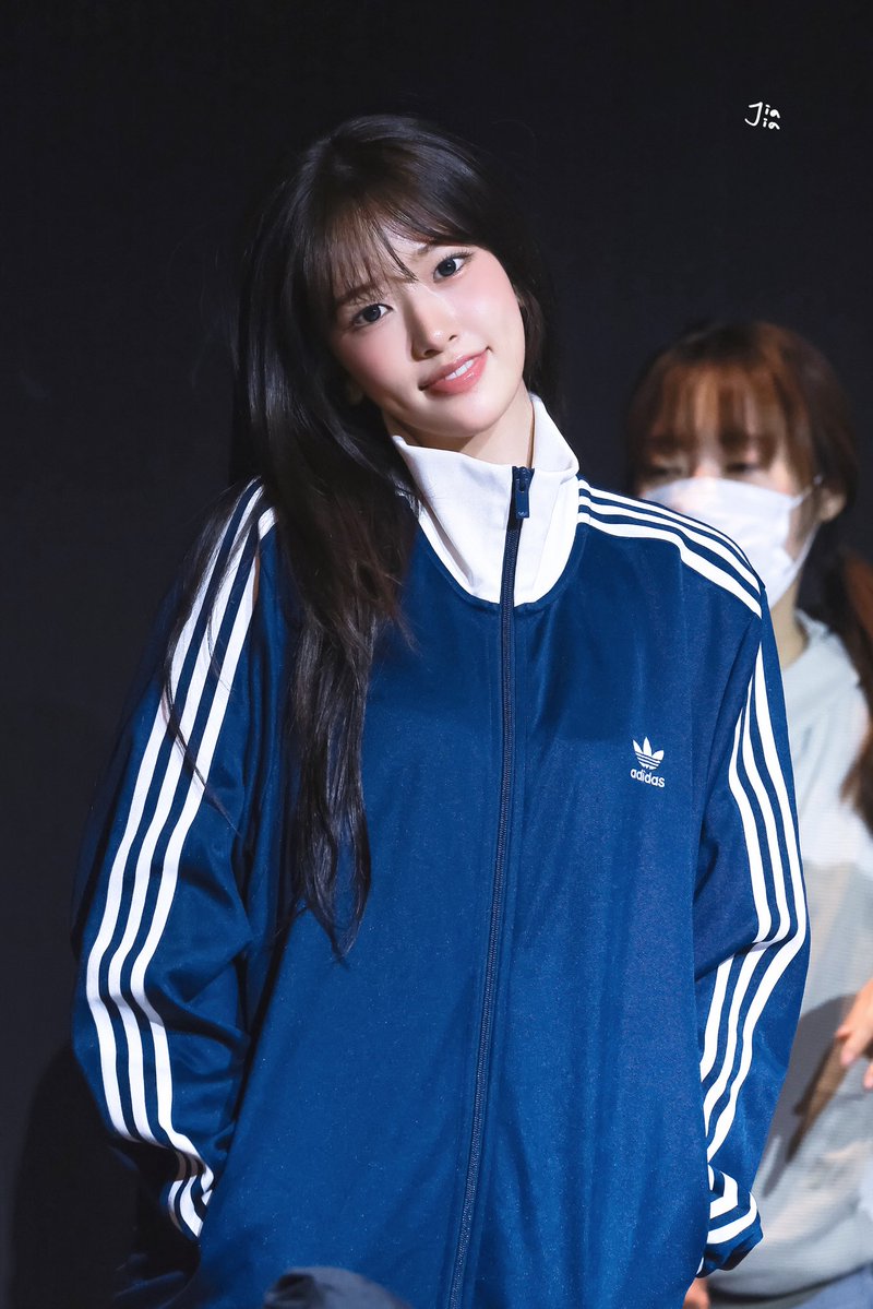 JIAJIA0102's tweet photo. 260502(2)
#아이브 #안유진 #IVE #ANYUJIN #YUJIN https://t.co/SEuzAN1U0y