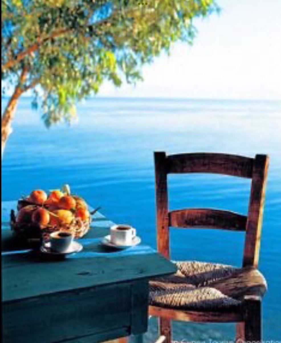 cazij's tweet image. ☕️☕️☕️

Even adults need a time out chair.

#Coffee helps

@suziday123 @FreshRoasters @Stefeenew 

$CoffeeLovers #CoffeeAddicts #CoffeeFriends #CoffeeTime #CoffeeCulture #CoffeeBreak #GoodMorning #CoffeeShop